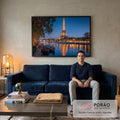 Quadro Decorativo Torre Eiffel Noturna em sala de estar moderna - quadros decorativos para sala