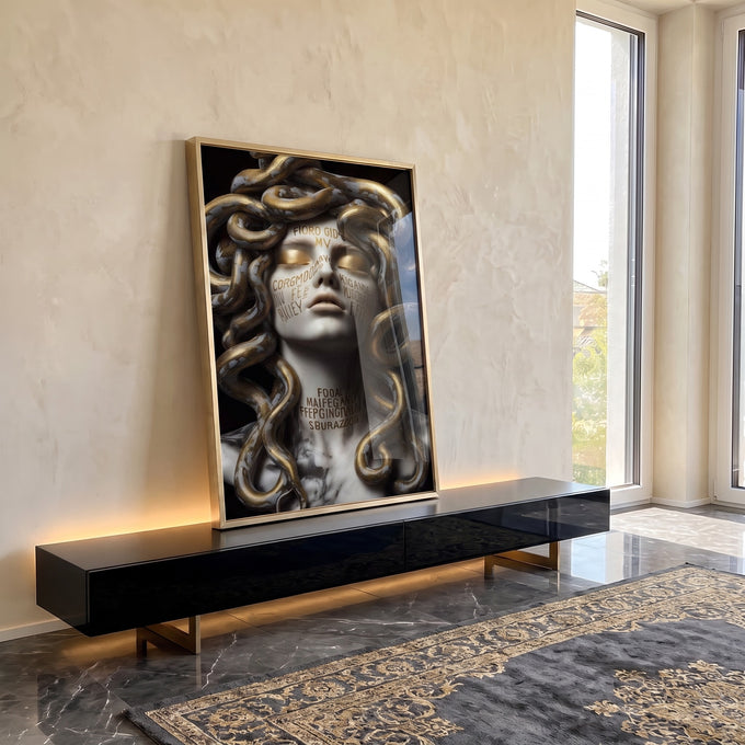 Quadro Decorativo Medusa Mitológica Luxuosa em ambiente decorado - quadros decorativos para sala