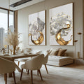 Quadro Decorativo: Sinfonia Floral em Tons Pastéis | quadros decorativos para sala | Rosas brancas volumosas com detalhes fluindo em dourado metálico em composição realista e luxuosa | Porao dos Quadros