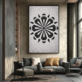 Quadro Decorativo Geométrico Preto e Branco | quadros decorativos para sala | Mandala geométrica em preto e branco com triângulos e padrão circular texturizado | Porao dos Quadros