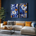 Quadro Decorativo Feminino Flores & Serenidade | quadros decorativos para sala | Flores brancas e douradas em composição delicada sobre fundo azul marinho estrelado. | Porao dos Quadros