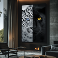 Quadro Decorativo Jaguar: Luz e Sombra | quadros decorativos para sala | Leopardo branco com olhos azuis e pantera preta com olhos dourados em composição contrastante | Porao dos Quadros