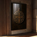 Quadro Decorativo Medalhão de São Bento | quadros decorativos para sala | Medalha de São Bento em dourado gravado sobre fundo preto com detalhes símbolos religiosos. | Porao dos Quadros