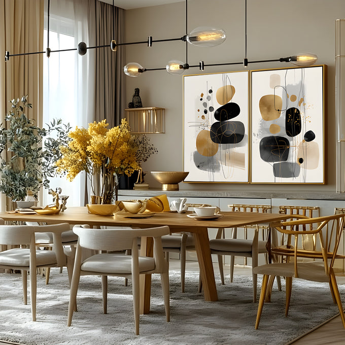 Formas orgânicas pretas, douradas e cinza com traços sobre fundo branco em duas telas, quadro decorativo