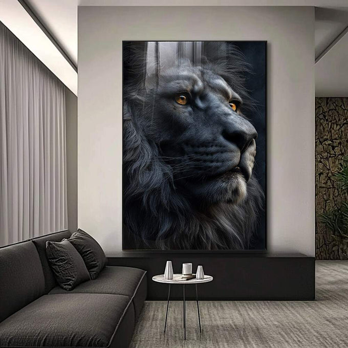Quadro Decorativo Leão Majestoso e Elegante | quadros decorativos para sala | Leão majestoso em preto e branco com olhos dourados vibrantes em composição realista. | Porao dos Quadros