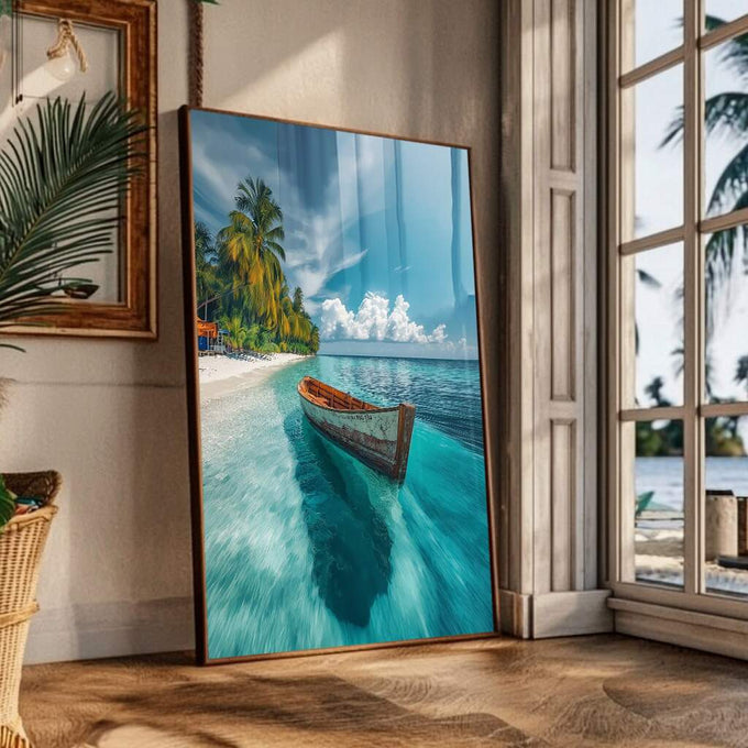 Quadro Decorativo Reflexos Tropicais Serene | quadros decorativos para sala | Barco desgastado em água azul cristalina com palma tropical ao fundo e céu nublado | Porao dos Quadros
