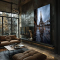 Quadro Decorativo Torre Eiffel Nostálgica | quadros decorativos para sala | Torre Eiffel molhada na chuva com reflexos em água sob céu cinzento | Porao dos Quadros