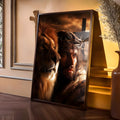 Jesus com coroa de espinhos ao lado de leão sob céu âmbar em tons marrons, quadro decorativo