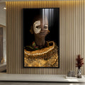 Criança africana com pintura facial branca, búzios e adornos dourados em fundo preto, quadro decorativo