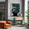 Harmonia Abstrata: Quadro Feminino Elegante | quadros decorativos para sala | Rosto em preto e branco com padrões geométricos azuis e laranja em composição moderna. | Porao dos Quadros