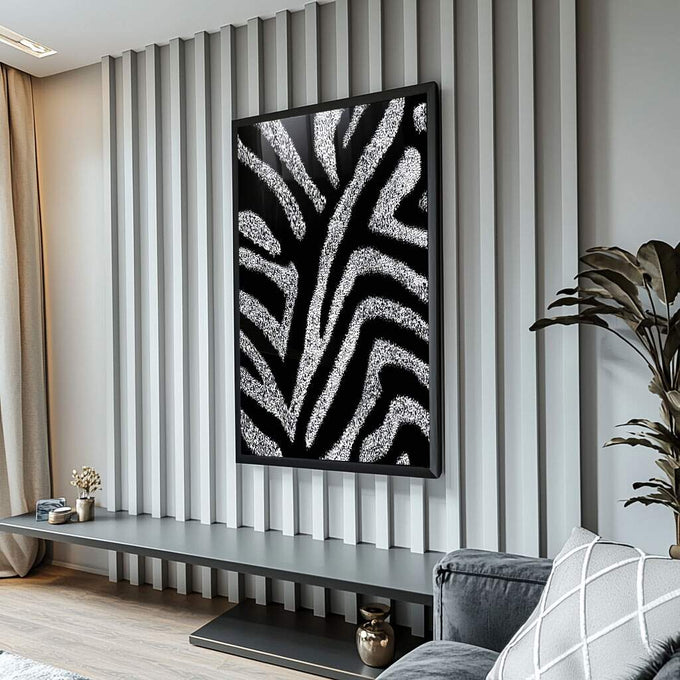 Quadro Decorativo Zebra Elegante | quadros decorativos para sala | Árvore ramificada com textura granulada branca em fundo preto profundo e contraste absoluto | Porao dos Quadros