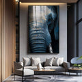 Quadro Decorativo Elefante Sereno Azul | quadros decorativos para sala | Elefante majestoso em tons de azul com luz natural atravessando a textura da pele. | Porao dos Quadros