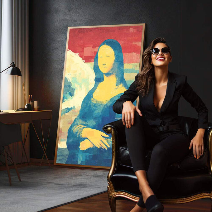 Quadro Decorativo - Mona Lisa Moderna | quadros decorativos para sala | Mona Lisa em Pop Art com tons azuis profundos, amarelos vibrantes e detalhes em salmão em composição clássica reinterpretada. | em Quadros para Sala | Porao dos Quadros