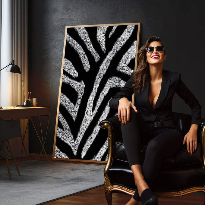 Quadro Decorativo Zebra Elegante | quadros decorativos para sala | Árvore ramificada com textura granulada branca em fundo preto profundo e contraste absoluto | em Quadros para Sala | Porao dos Quadros