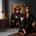 Quadro Decorativo Sofisticado Chimpanzé Elegante | quadros decorativos para sala | Chimpanzé em smoking preto segurando taça de vinho com elegância humanizada | em Quadros para Sala | Porao dos Quadros