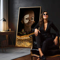 Quadro Decorativo Elegância Cultural | quadros decorativos para sala | Retrato africano com máscara dourada geométrica e adornos tradicionais em ouro | em Quadros para Sala | Porao dos Quadros