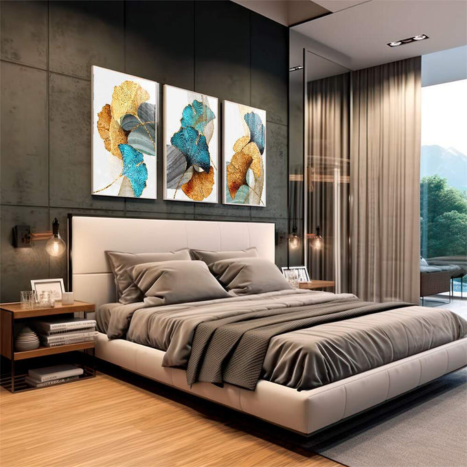 Quadro Decorativo Arte Contemporânea Ginkgo: Inspiração Única | quadros decorativos para sala | Tríptico com folhas de ginkgo em azul, dourado e cinza com detalhes em ouro fino. | em Quadros para Sala | Porao dos Quadros