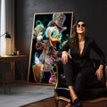 Elegância e Riqueza: Quadro do Pato Luxuoso | quadros decorativos para sala | Pato colorido com chapéu neon, dinheiro nas asas e sapatos estilosos sobre fundo preto | em Quadros para Sala | Porao dos Quadros
