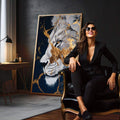 Quadro Decorativo Leão Dourado Majestoso | quadros decorativos para sala | Leão majestoso em perfil com juba em tons de preto, branco e dourado em composição realista | em Quadros para Sala | Porao dos Quadros