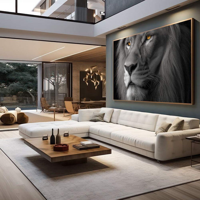 Quadro Decorativo - Leão em Preto e Branco | quadros decorativos para sala | Leão majestoso em preto e branco com olhos dourados vibrantes em composição realista e sofisticada | em Quadros para Sala | Porao dos Quadros