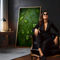 Folha verde em close com gotas de água e nervuras aparentes, quadro decorativo