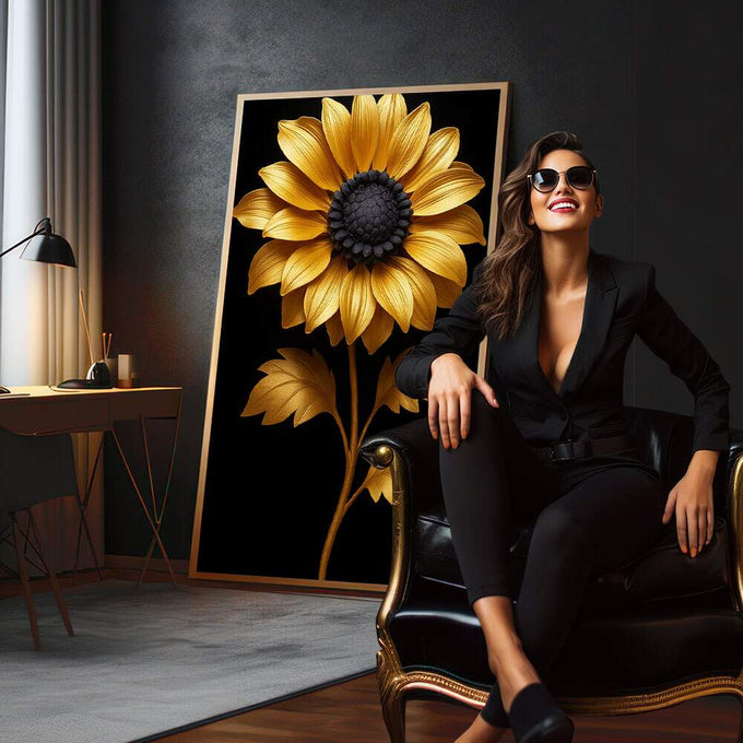 Quadro Decorativo Girassol Dourado Elegante | quadros decorativos para sala | Girassol em dourado e preto com pétalas metalizadas em composição vertical realista. | em Quadros para Sala | Porao dos Quadros