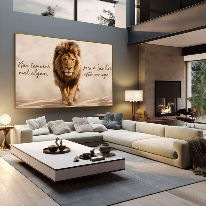 Quadro Decorativo Leão de Coragem e Inspiração | quadros decorativos | Leão majestoso em tons bege caminhando na areia com mensagem inspiradora ao lado | em Quadros para Escritorio | Porao dos Quadros