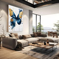 Borboleta azul de asas douradas com respingos de tinta azul e dourada sobre fundo branco, quadro decorativo