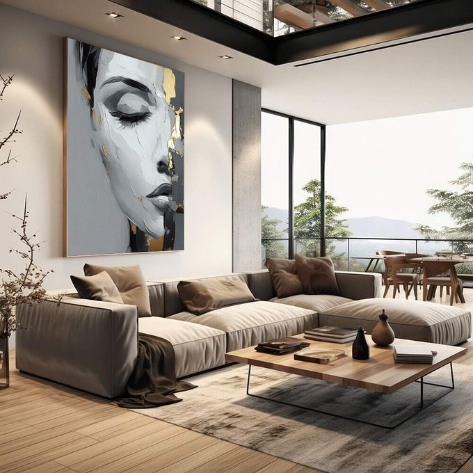Quadro Decorativo Retrato Feminino Dourado | quadros decorativos | Rosto feminino abstrato em cinza, branco e dourado com traços expressionistas e gestos soltos | em Quadros para Escritorio | Porao dos Quadros