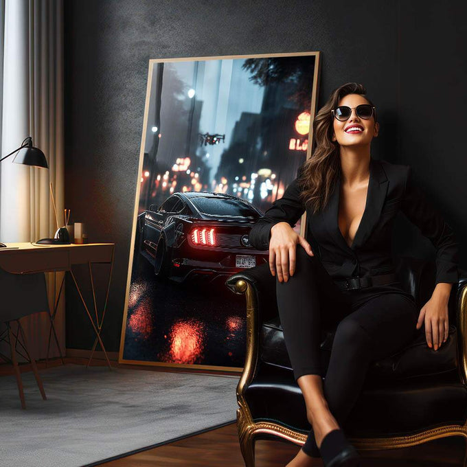 Quadro Decorativo: Noite Urbana com Carro Esportivo | quadros decorativos premium | Mustang vermelho em chuva noturna com lanternas vermelhas brilhantes em rua urbana | em ambiente 4 | Porao dos Quadros
