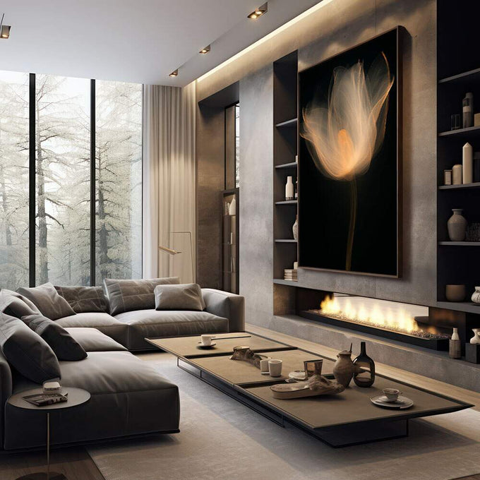 Quadro Decorativo Flor Etérea em Fundo Negro | quadros decorativos premium | Tulipa dourada luminosa com pétalas translúcidas sobre fundo preto profundo | em ambiente 4 | Porao dos Quadros