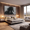 Quadro Decorativo Cavalo Negro em Movimento | quadros decorativos premium | Cavalo negro em galope com crina ao vento contra céu cinzento em preto e branco | em ambiente 4 | Porao dos Quadros