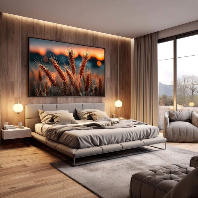 Quadro Decorativo Trigo ao Pôr do Sol | quadros decorativos premium | Trigo dourado iluminado ao pôr do sol com fundo desfocado em tons quentes | em ambiente 4 | Porao dos Quadros