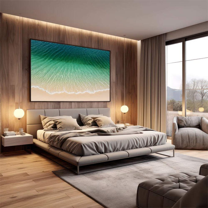 Quadro Decorativo Praia dos Sonhos | quadros decorativos premium | Vista aérea de praia com ondas azuis, águas verdes e areia bege clara | em ambiente 4 | Porao dos Quadros