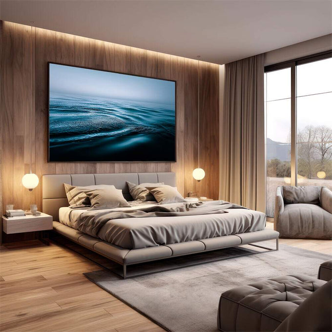 Quadro Decorativo Serenidade Azul do Mar | quadros decorativos premium | Ondas do oceano em movimento com tons de azul ciano e petróleo sob luz suave | em ambiente 4 | Porao dos Quadros