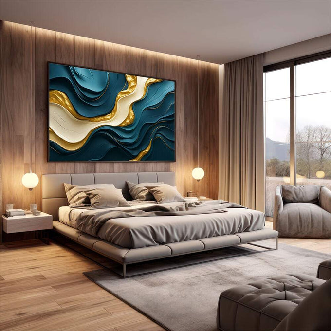 Quadro Decorativo Azul Abstrato Elegante | quadros decorativos premium | Ondas abstratas em azul profundo e dourado fluindo em composição dinâmica | em ambiente 4 | Porao dos Quadros