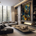 Quadro Feminino Azul e Dourado - Poder e Beleza | quadros decorativos premium | Mulher com rosto e corpo cobertos em padrões geométricos dourados e azuis vibrantes com ornamentos | em ambiente 4 | Porao dos Quadros
