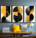 Quadro Decorativo Abstrata em Preto e Amarelo - Formas Fluídas - quadros decorativos para sala 1 Tela Vertical, 3 Telas - em ambiente decorado
