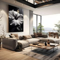 Flor de hibisco branco com estame dourado em fundo preto, fotografia em preto e branco, quadro decorativo
