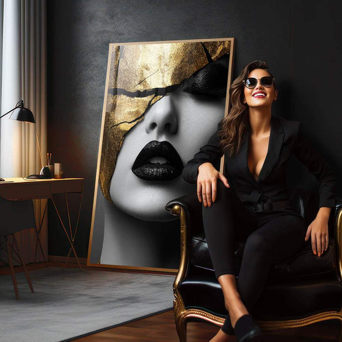 Quadro Decorativo Reflexão Feminina Gold - quadros decorativos 1 Tela Vertical, 3 Telas - em escritorio elegante