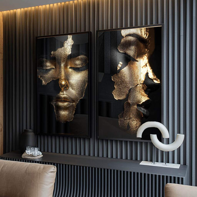 Quadro Decorativo A Reflexão das Mulheres em Gold - quadros decorativos para sala 2 Telas, arte contemporânea - em ambiente decorado