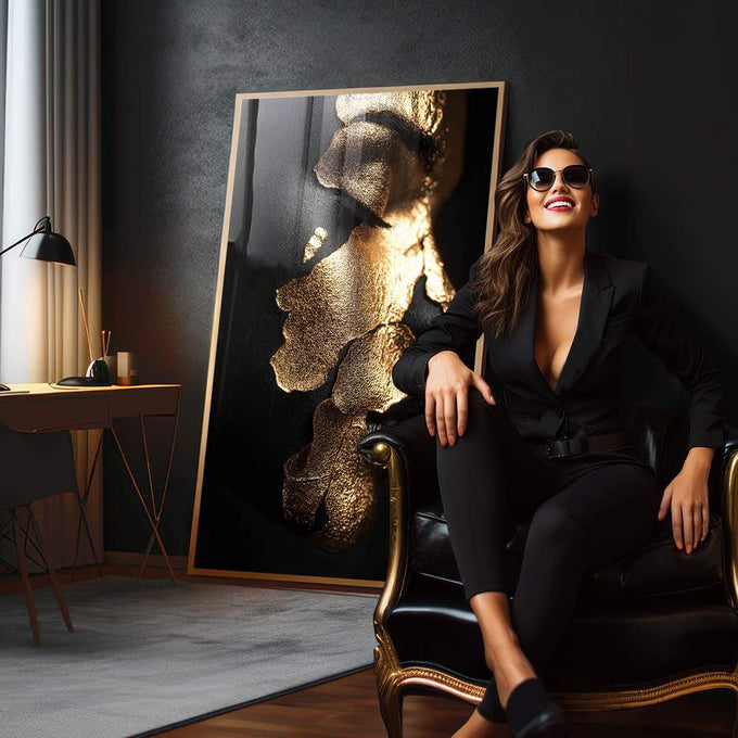 Quadro Decorativo Profundidade da Mulher Gold - quadros decorativos para sala 1 Tela Vertical, 3 Telas - em living room premium