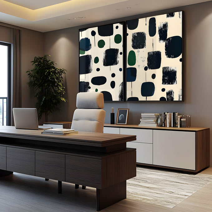 Duas telas com manchas e formas pretas, azul-marinho e círculos verdes sobre fundo creme, quadro decorativo