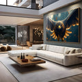 Águia em voo de asas abertas com penas marrons e reflexos dourados sobre fundo azul, quadro decorativo