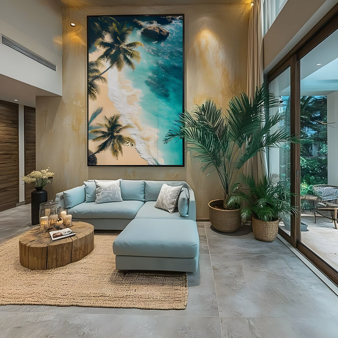 Vista aérea de praia tropical com palmeiras, areia clara e mar azul turquesa, quadro decorativo