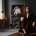 Quadro Decorativo Marilyn Monroe: Elegância Única - quadros decorativos 1 Tela Vertical, 3 Telas - em sala moderna