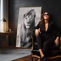 Quadro Decorativo: Rei da Selva em Preto e Branco - quadros decorativos para sala 1 Tela Vertical, 3 Telas - em quarto contemporaneo