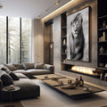 Quadro Decorativo: Rei da Selva em Preto e Branco - quadros decorativos 1 Tela Vertical, 3 Telas - em sala moderna