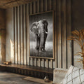 Quadro Decorativo Majestade em Preto e Branco: Elefante - quadros decorativos para sala 1 Tela Vertical, 3 Telas - em ambiente decorado