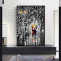 Quadro Decorativo: Íntimo Momento de Amor na Chuva - quadros decorativos para sala 1 Tela Vertical, 3 Telas - em ambiente decorado